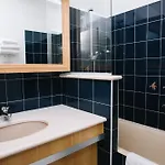Отель Le Relais Du Roy 3*