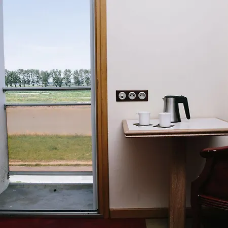 Hotel Le Relais Du Roy 3*