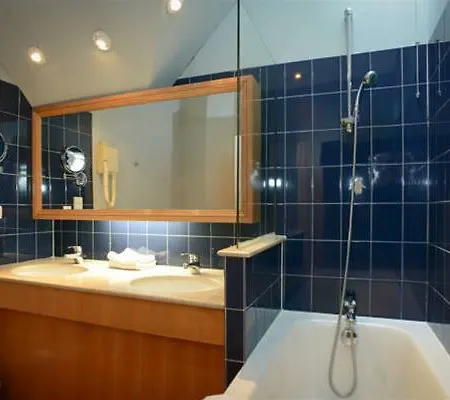 Hotel Le Relais Du Roy 3*