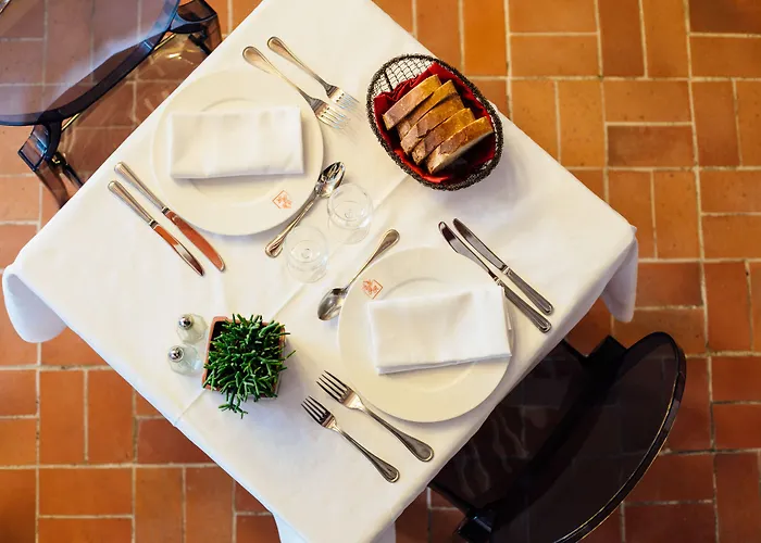 ホテル ル ルレ デュ ロワ Mont-Saint-Michel