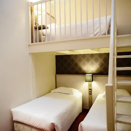 Отель Le Relais Du Roy Mont-Saint-Michel