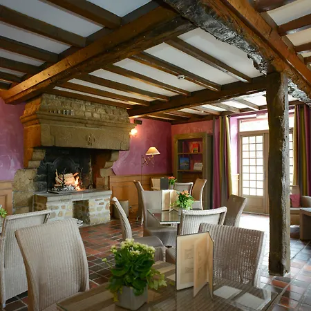 Le Relais Du Roy Hotel 3*