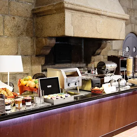 Le Relais Du Roy Отель 3*