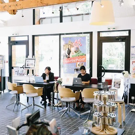 Отель Le Relais Du Roy 3*