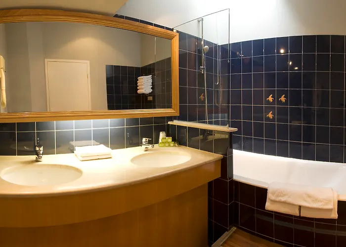 Hotel Le Relais Du Roy 3*