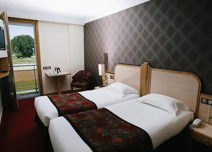 Hotel Le Relais Du Roy 3*