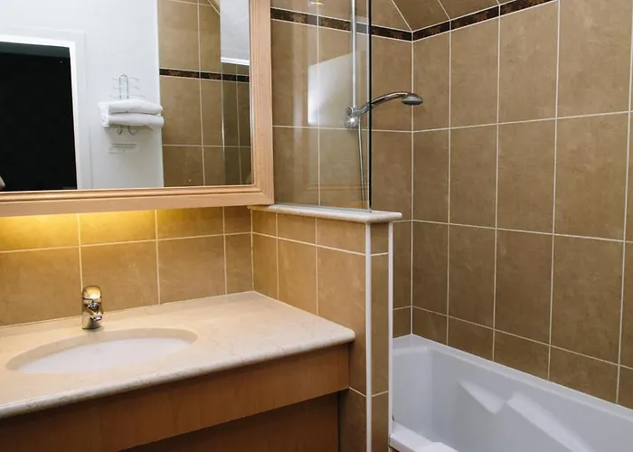 르 를레 뒤 로이 호텔 3*