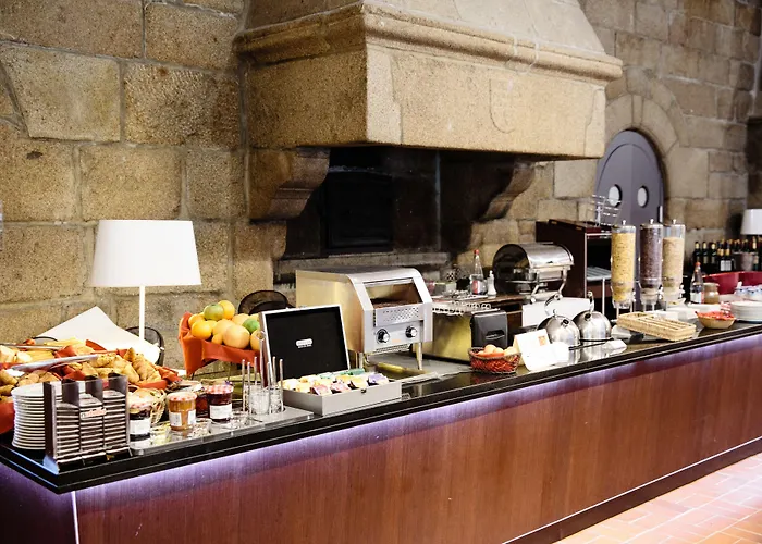 Le Relais Du Roy Hotell 3*