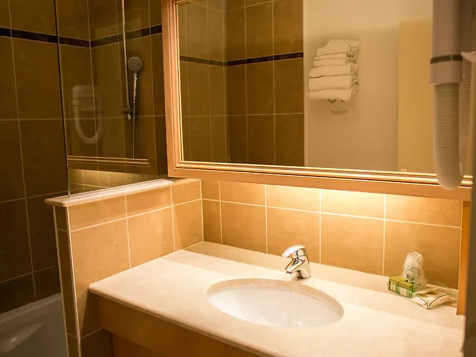 Hotell Le Relais Du Roy 3*